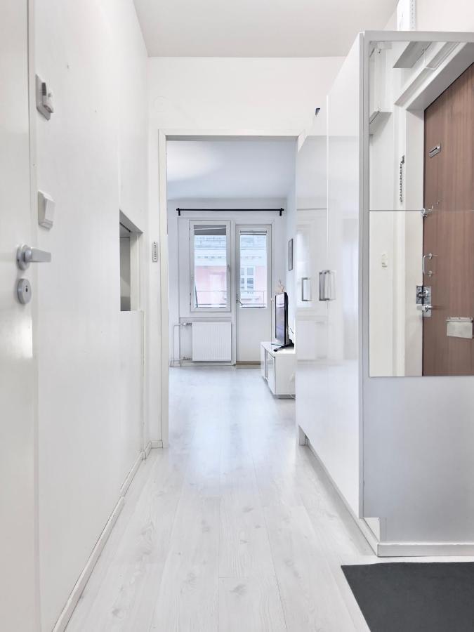 Lovely Central Apartment Гельсінкі Екстер'єр фото